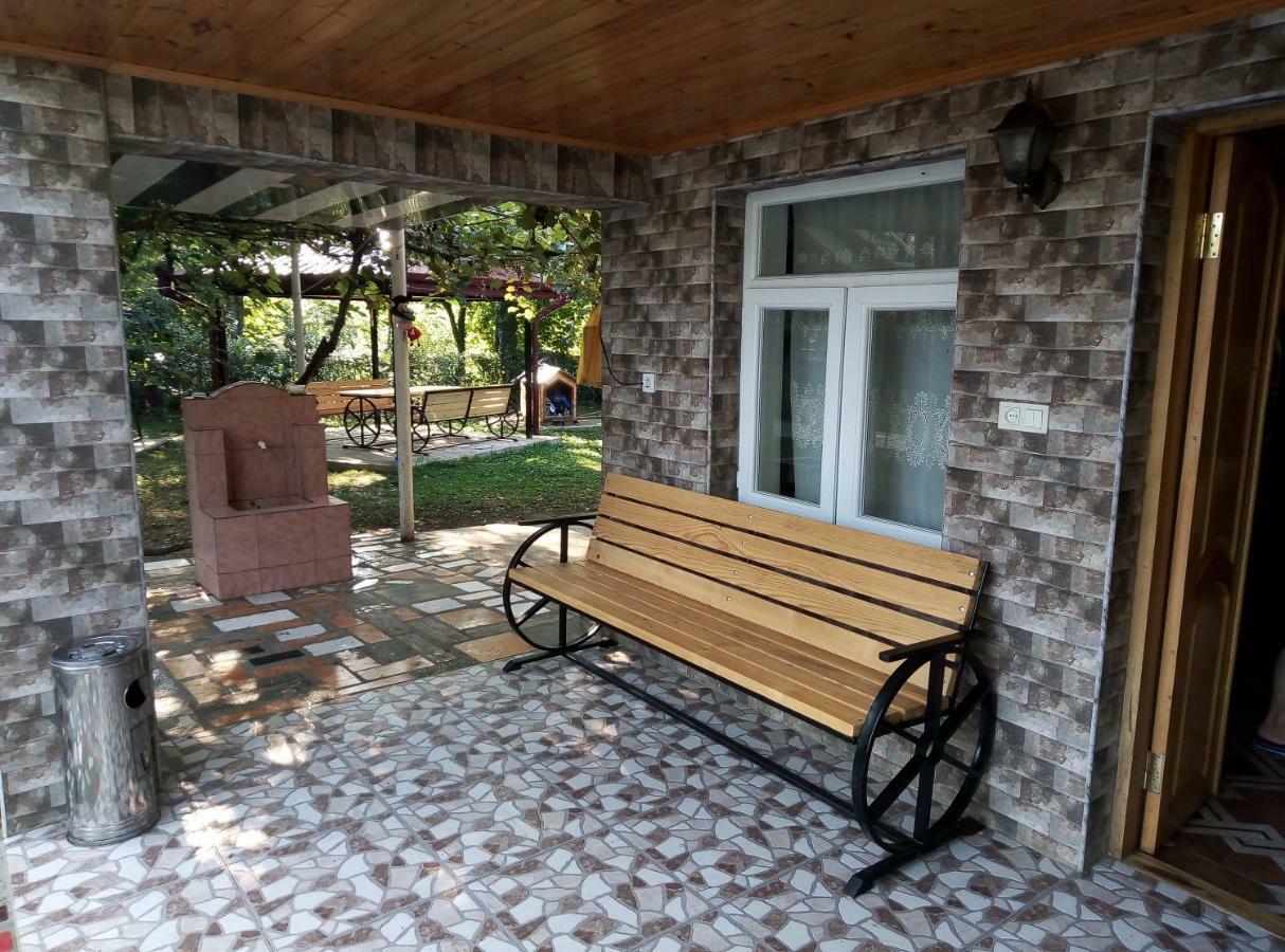 Guest House Danelia Martvili Dış mekan fotoğraf